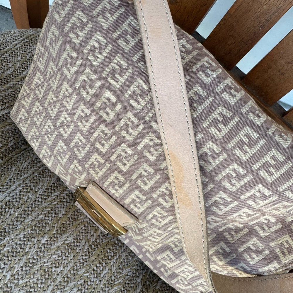 Authentic Fendi Pink Zucca Canvas Mama Baguette 💖 - Picture 7 of 17
